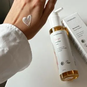Omega čistilno olje 100 ml 