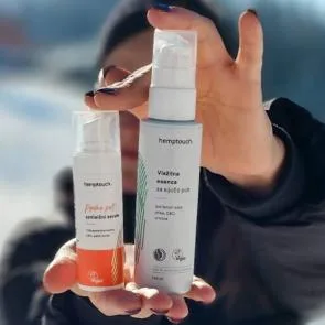 Vlažilna esenca za sijočo polt 100 ml