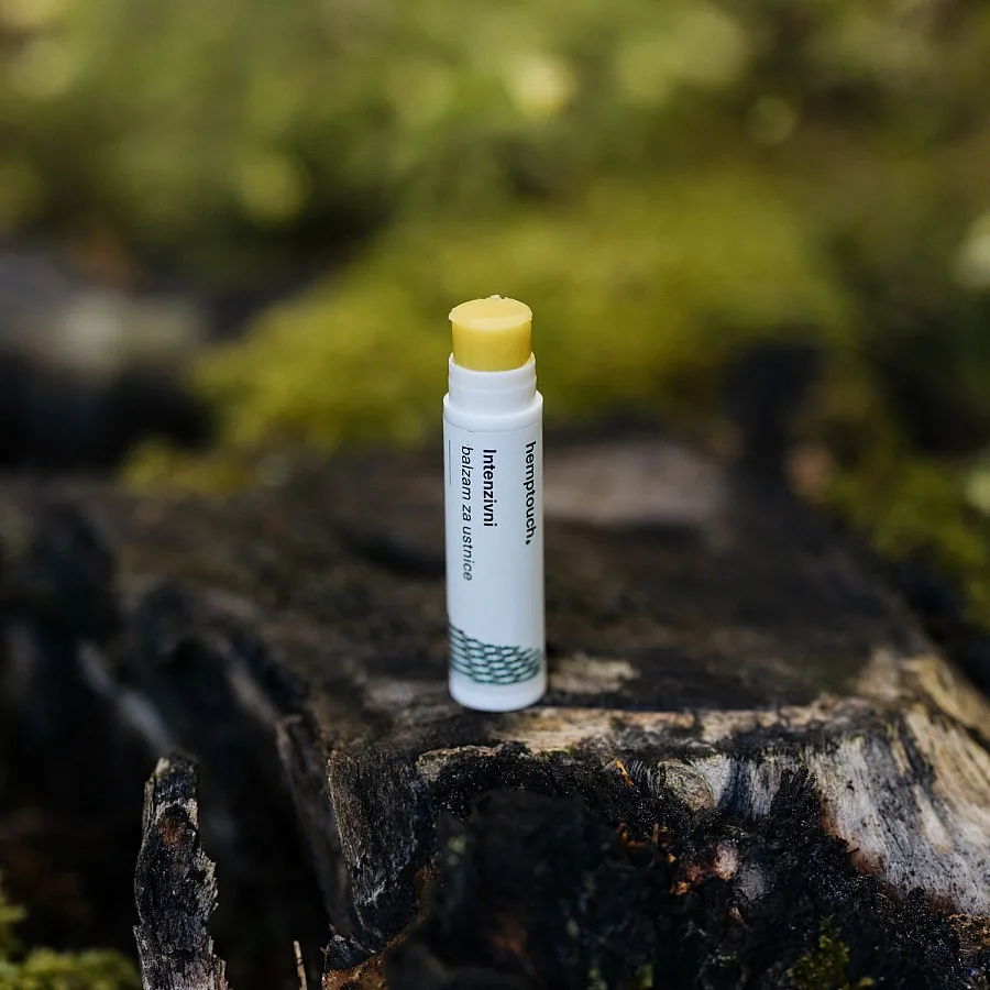 Intenzivni balzam za ustnice 4,5 ml